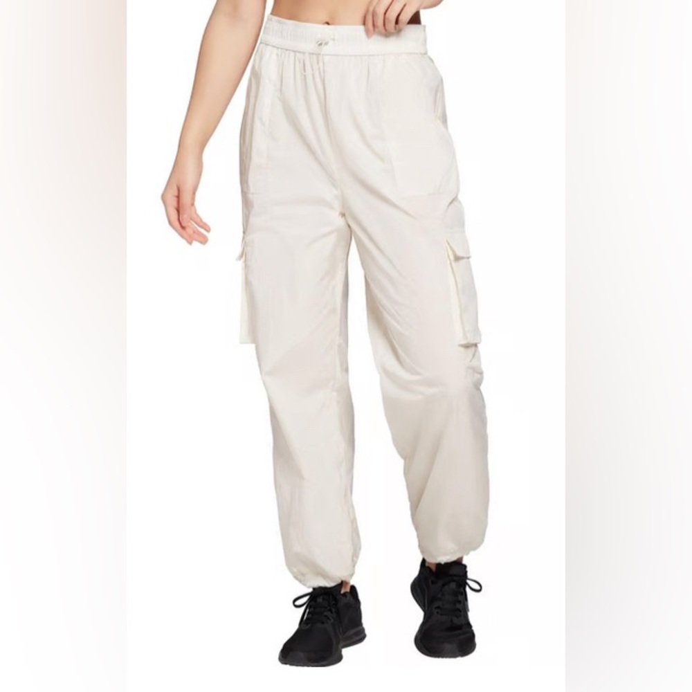 DSG Dicks Sporting Goods, twitch & Allison white nylon cargo pants